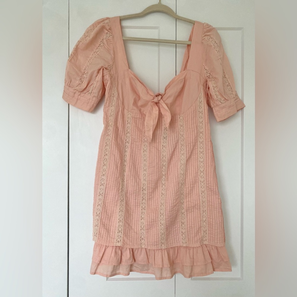 SOLD Lulu’s Peachy Pink Lace Ruffle Pleated Mini Dress Size Large